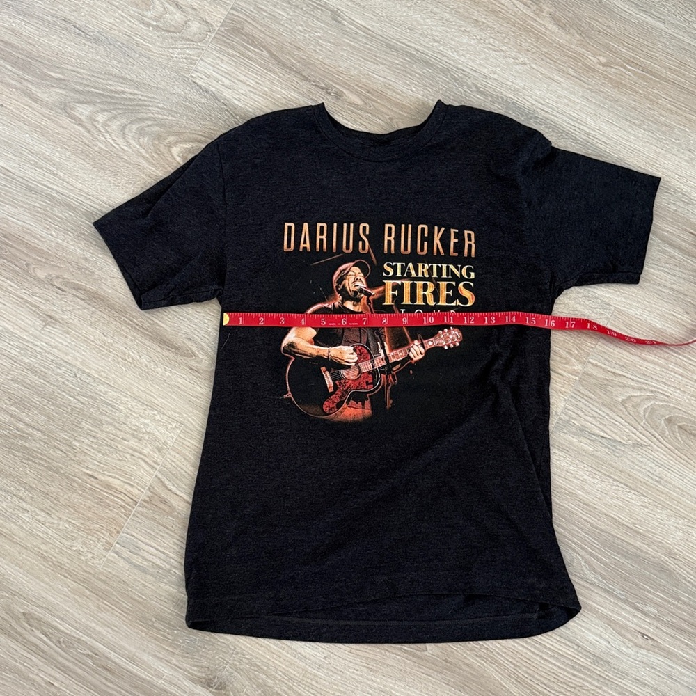 Darius Rucker Starting Fires Tour T-Shirt - Picture 3 of 3